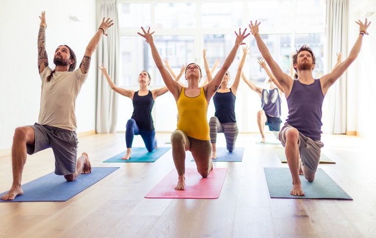 Đau thần kinh tọa có tập yoga được không?