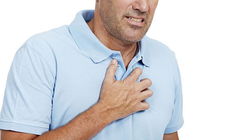 đau nhói sau lưng bên trái sau tim là dấu hiệu bệnh nguy hiểm