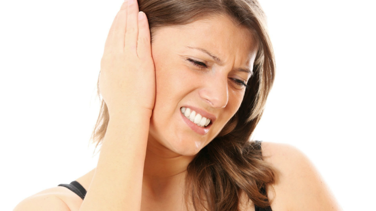 Bệnh viêm tai giữa vô cùng nguy hiểm vì có thể gây tử vong.