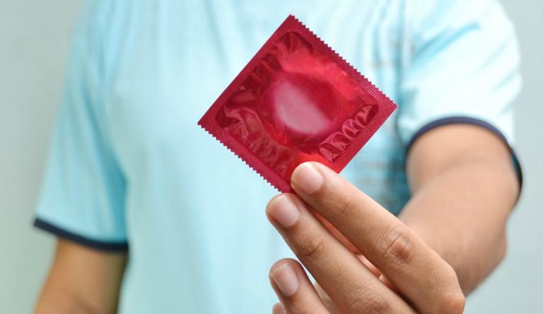 Bao cao su là một trong những sản phẩm thiết kế dành cho nam giới dùng, có tác dụng giúp phòng chống bệnh tình dục, ngừa thai,...
