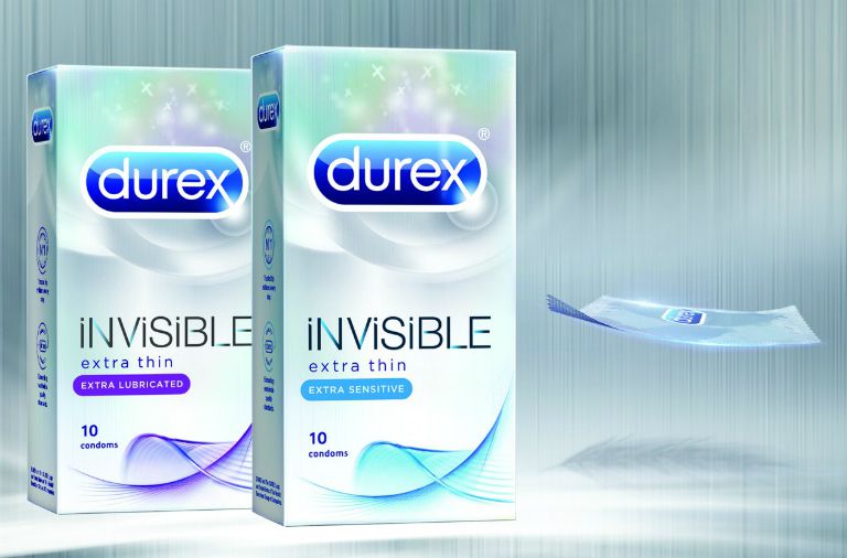 Bao cao su Invisible Extra Thin & Sensitive là sản phẩm mỏng nhất, mang lại cảm giác chân thật nhất.