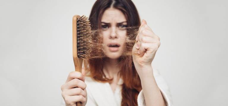 Những kiểu rụng tóc nam thường gặp và phương pháp điều trị 