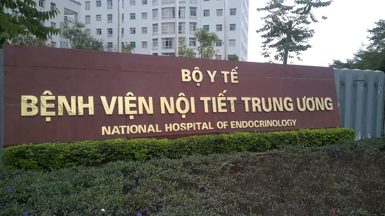 Bạn có thể thực hiện phẫu thuật cắt tuyến mồ hôi nách tại bệnh viện Nội tiết Trung ương.