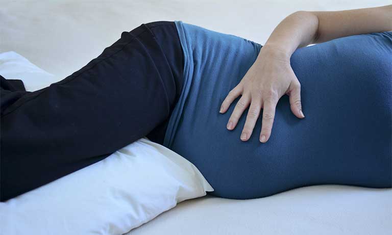 đau dạ dày khi mang thai 