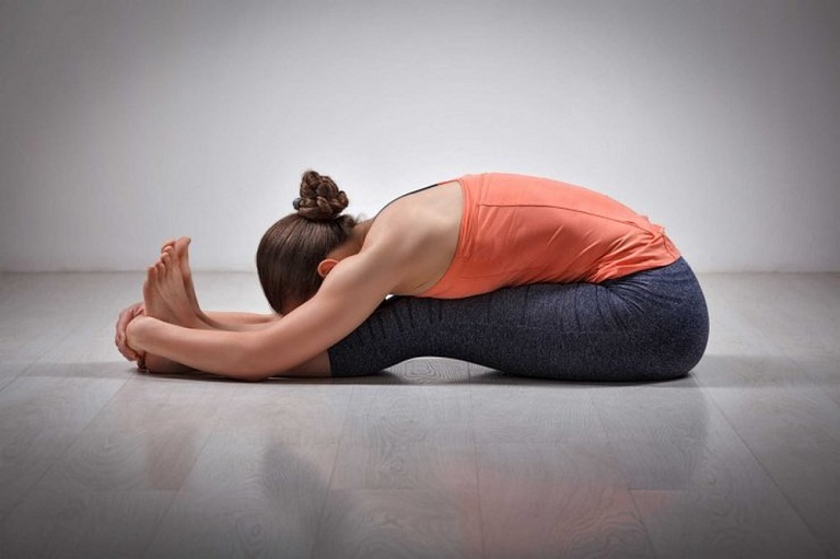 Cách chữa viêm xoang mũi tại nhà bằng yoga