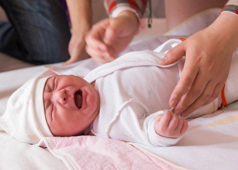 12+ cách trị táo bón cho trẻ sơ sinh tại nhà - Có thể áp dụng