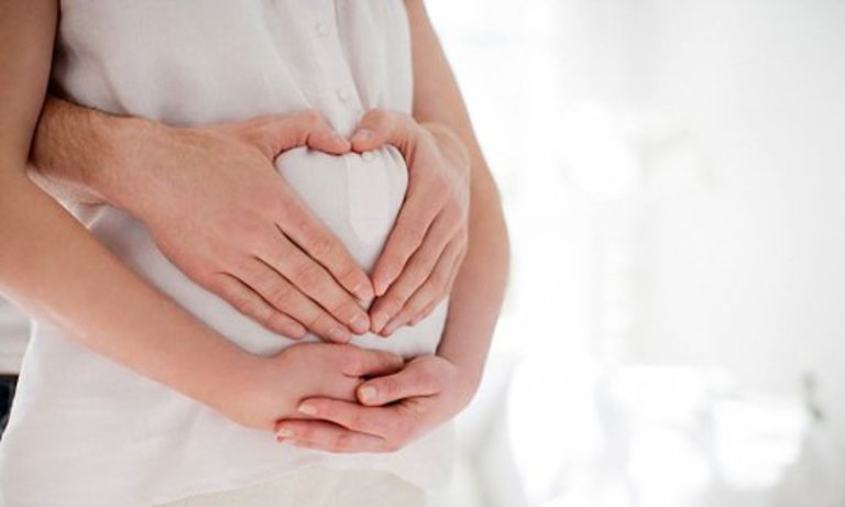 Người u xơ tử cung có nên sinh con không?