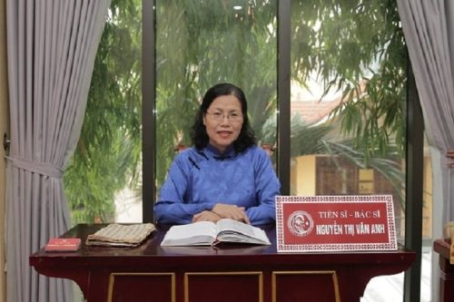 Chân dung Ts.Bs Nguyễn Thị Vân Anh - Chuyên gia hàng đầu về lĩnh vực YHCT