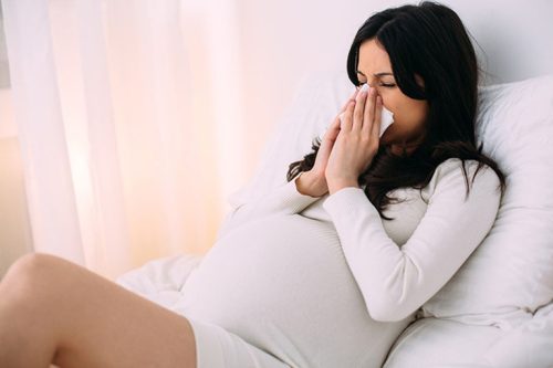Mẹ bị viêm xoang có ảnh hưởng tới thai nhi không?