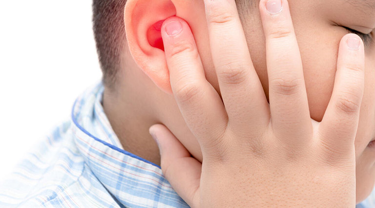 Viêm tai giữa cấp tính là gì? Dấu hiệu, cách điều trị