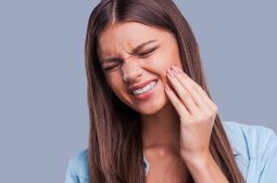 Sâu răng số sáu có nên nhổ không? Biện pháp điều trị