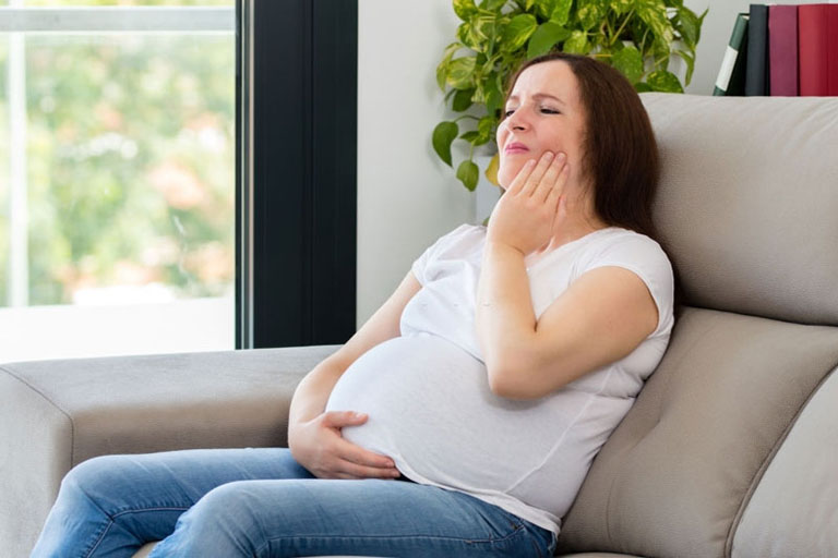 Viêm lợi trùm răng khôn khi mang thai