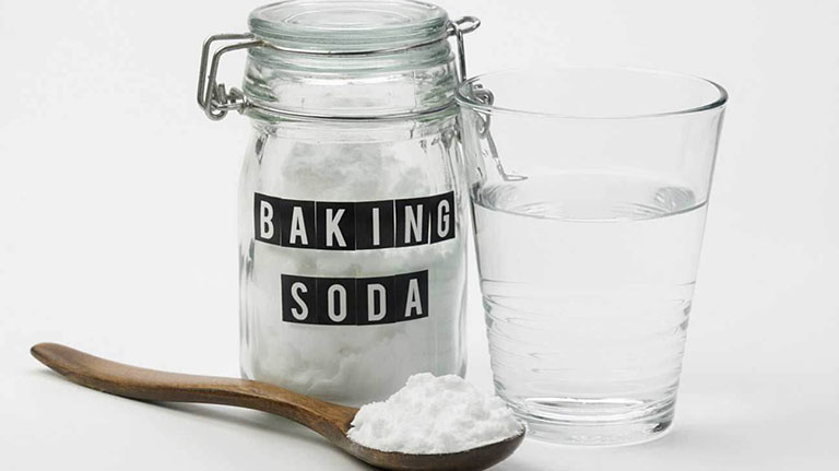 Cách chữa viêm lợi hôi miệng bằng baking soda 