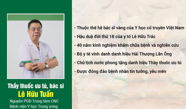 Thầy thuốc ưu tú, bác sĩ CKII Lê Hữu Tuấn - Phó Giám đốc chuyên môn Trung tâm Thuốc dân tộc