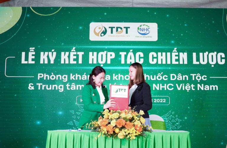 Lễ ký kết cùng hợp tác cùng Trung tâm Tâm lý trị liệu NHC Việt Nam 
