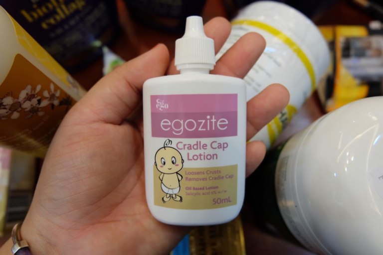 Egozite là cái tên không thể bỏ qua khi nói đến các loại dầu gội trị viêm da tiết bã trẻ sơ sinh