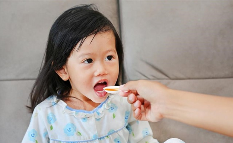 Thuốc chữa viêm loét miệng cho trẻ