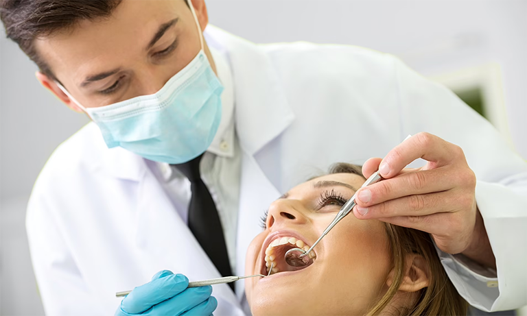 Chi phí điều trị viêm tủy răng