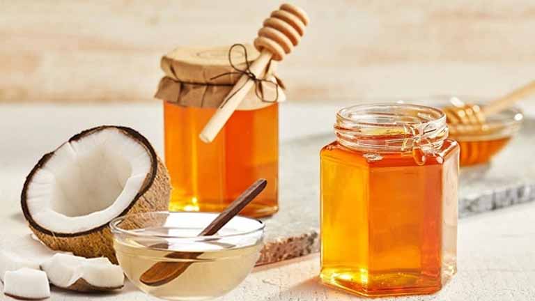 Kết hợp mật ong và dầu dừa chữa viêm nướu răng