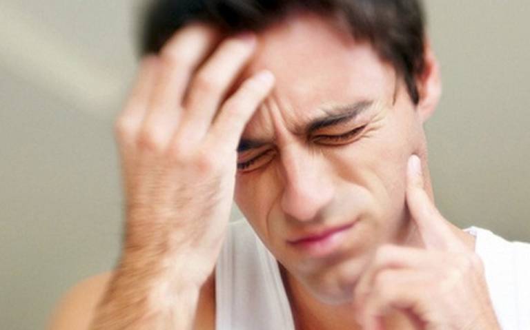 Đau răng dẫn đến đau đầu có thể do nhiều nguyên nhân gây ra