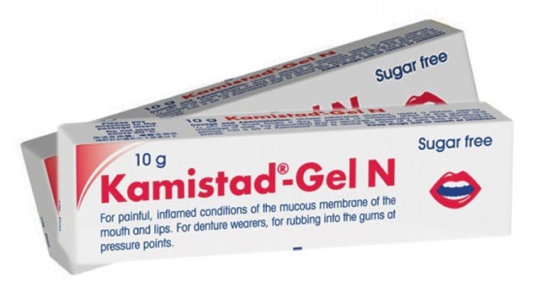 Kamistad Gel là thuốc điều trị viêm lợi cho trẻ đang ở giai đoạn mọc răng sữa