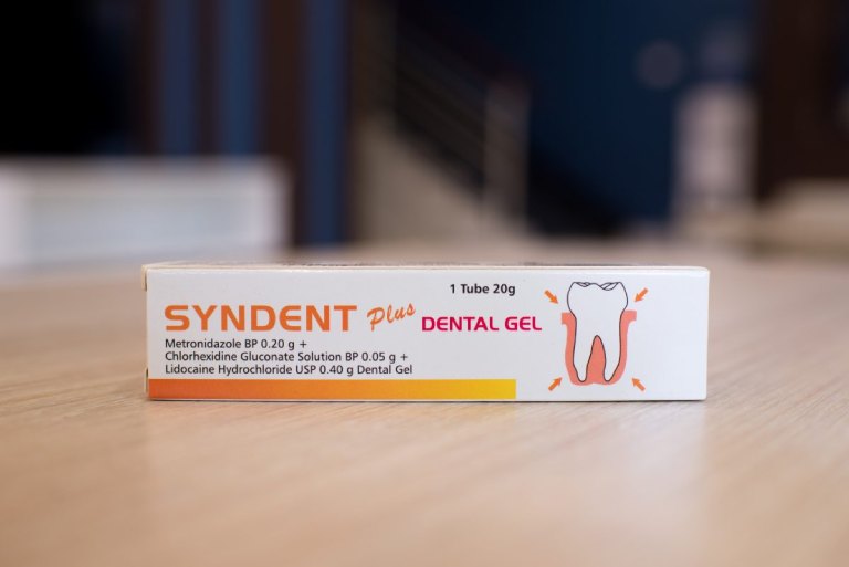 Syndent Plus Dental Gel là thuốc điều trị viêm lợi ở trẻ em từ 30 tháng tuổi trở lên