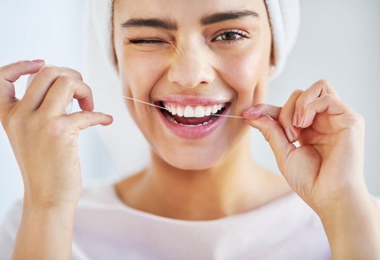 Chăm sóc răng miệng đúng cách để giảm sưng nướu và ngừa các bệnh lý về răng miệng