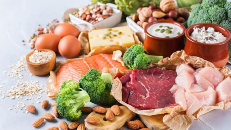 Xây dựng một chế độ ăn đa dạng, giàu vitamin và khoáng chất là điều cần thiết khi bị viêm lợi