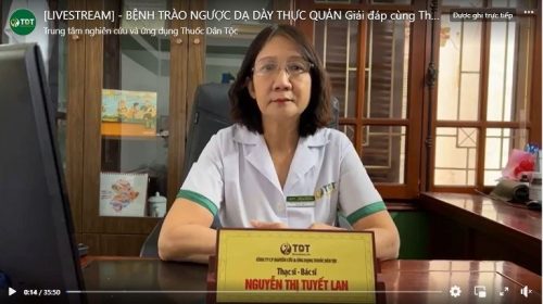 BS Tuyết Lan livestream chia sẻ kiến thức hữu ích cho cộng đồng